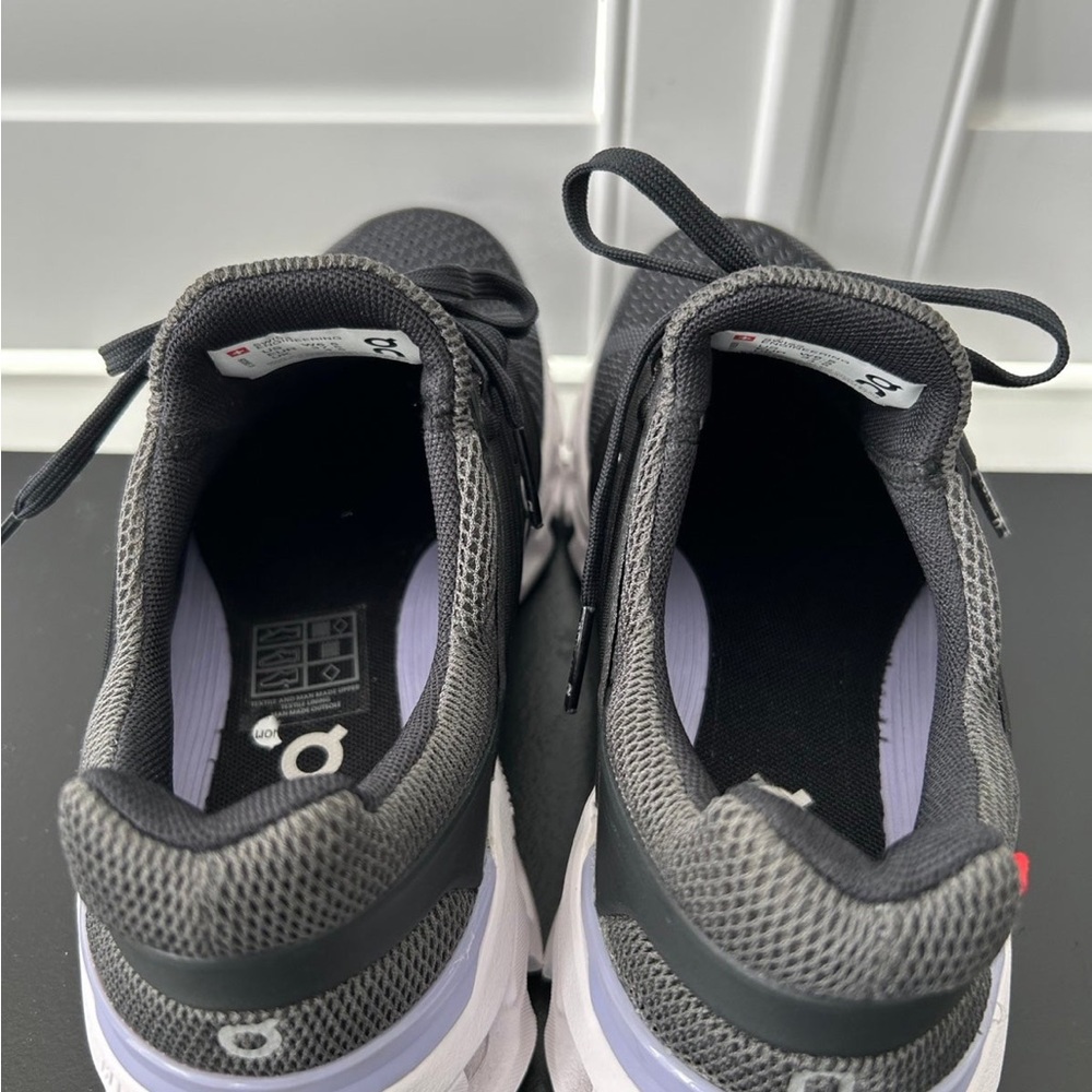 🔥NEW🔥WOMEN'S CLOUDSWIFT- MAGNET & LAVENDER ON RUNNING - Picture 5 of 9